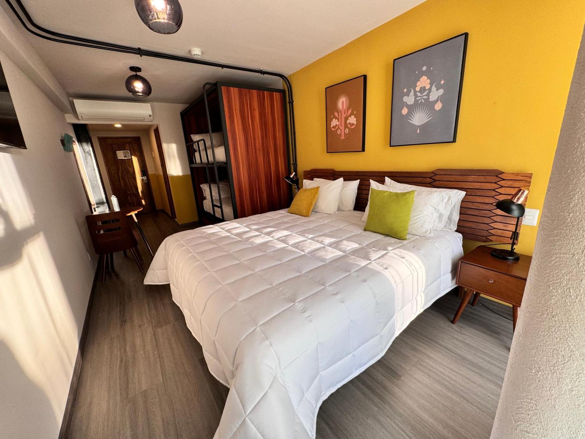 Hotel Ola Chapultepec غوادالاجارا المظهر الخارجي الصورة