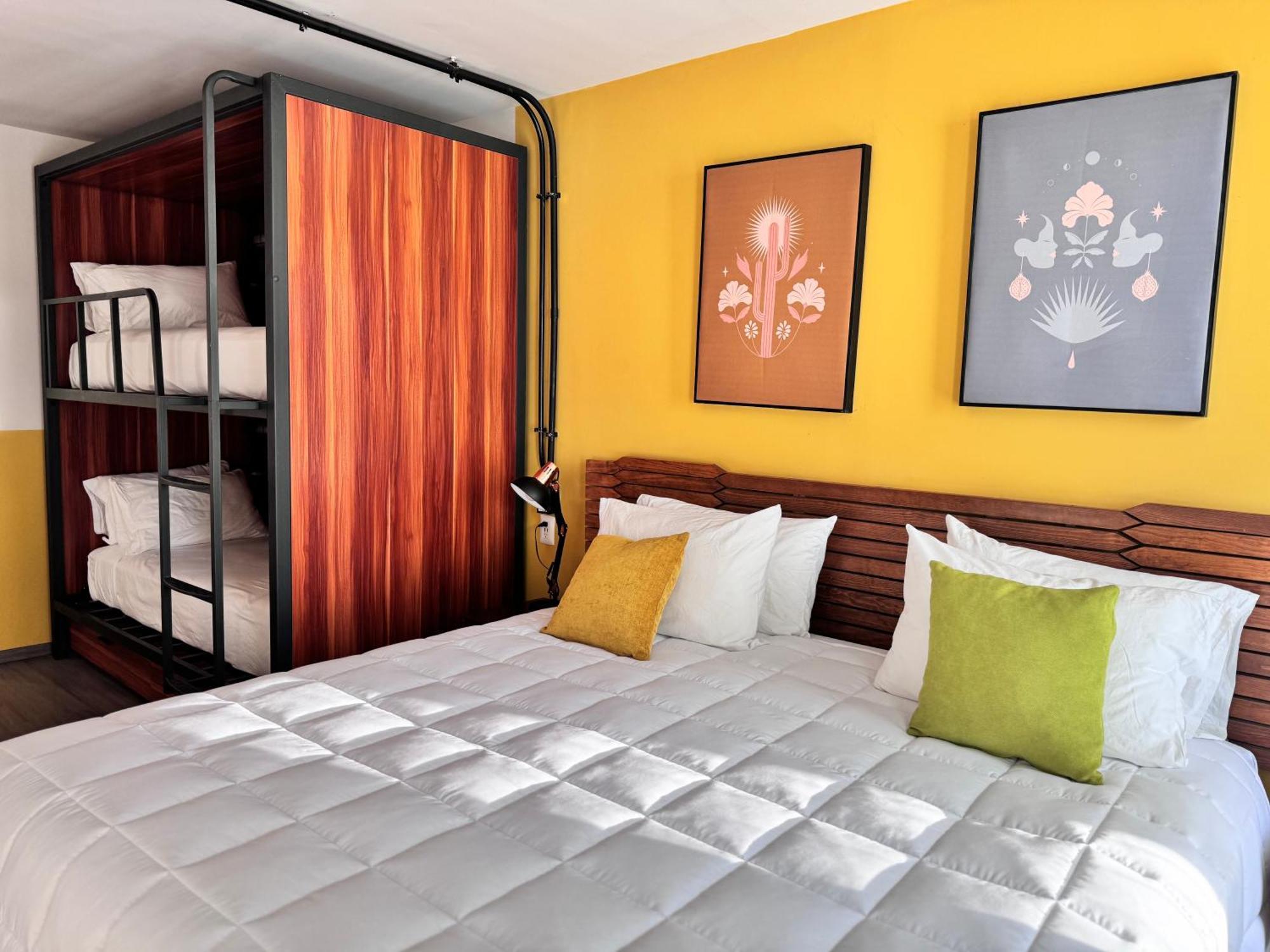 Hotel Ola Chapultepec غوادالاجارا المظهر الخارجي الصورة