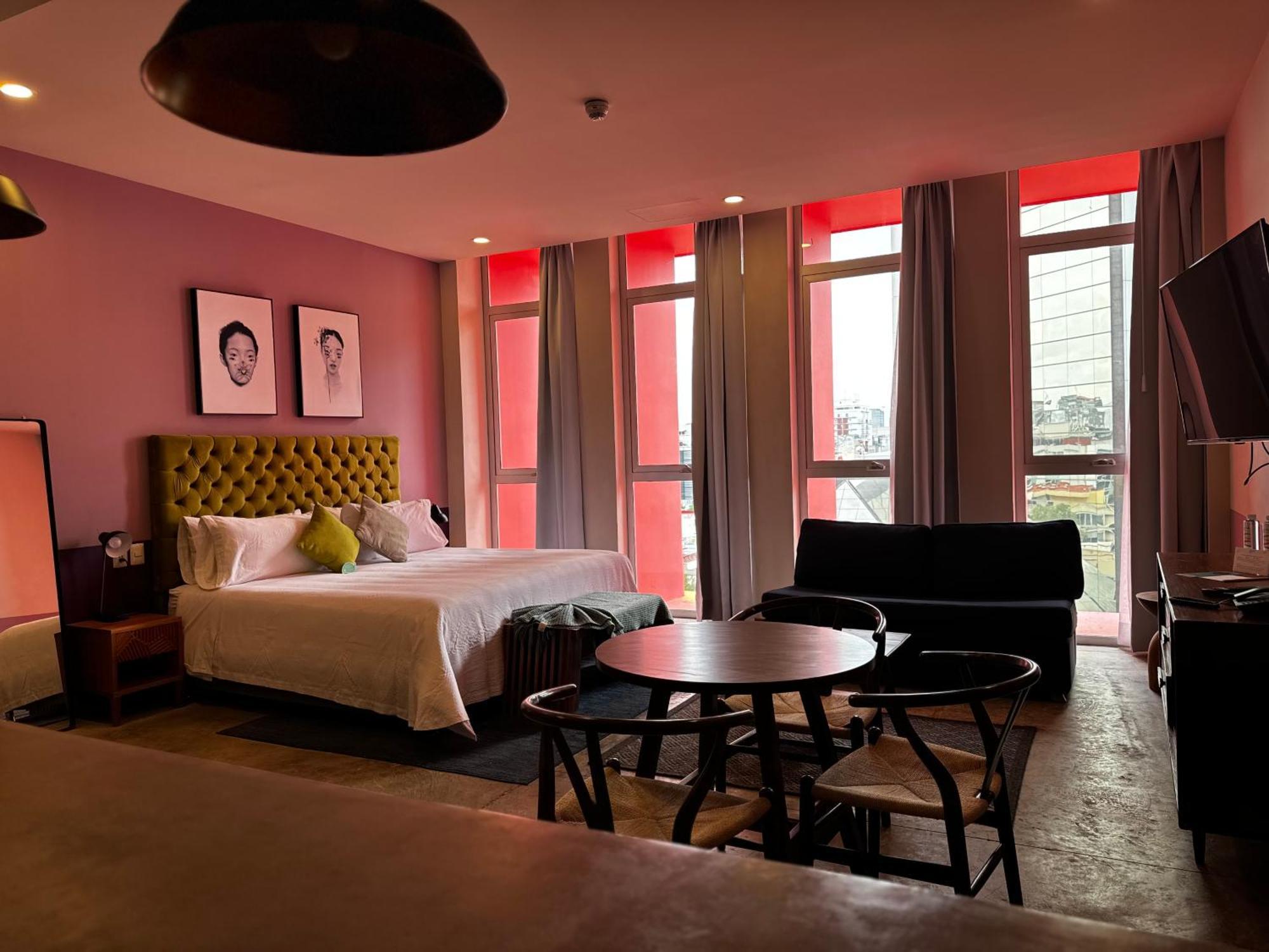 Hotel Ola Chapultepec غوادالاجارا المظهر الخارجي الصورة