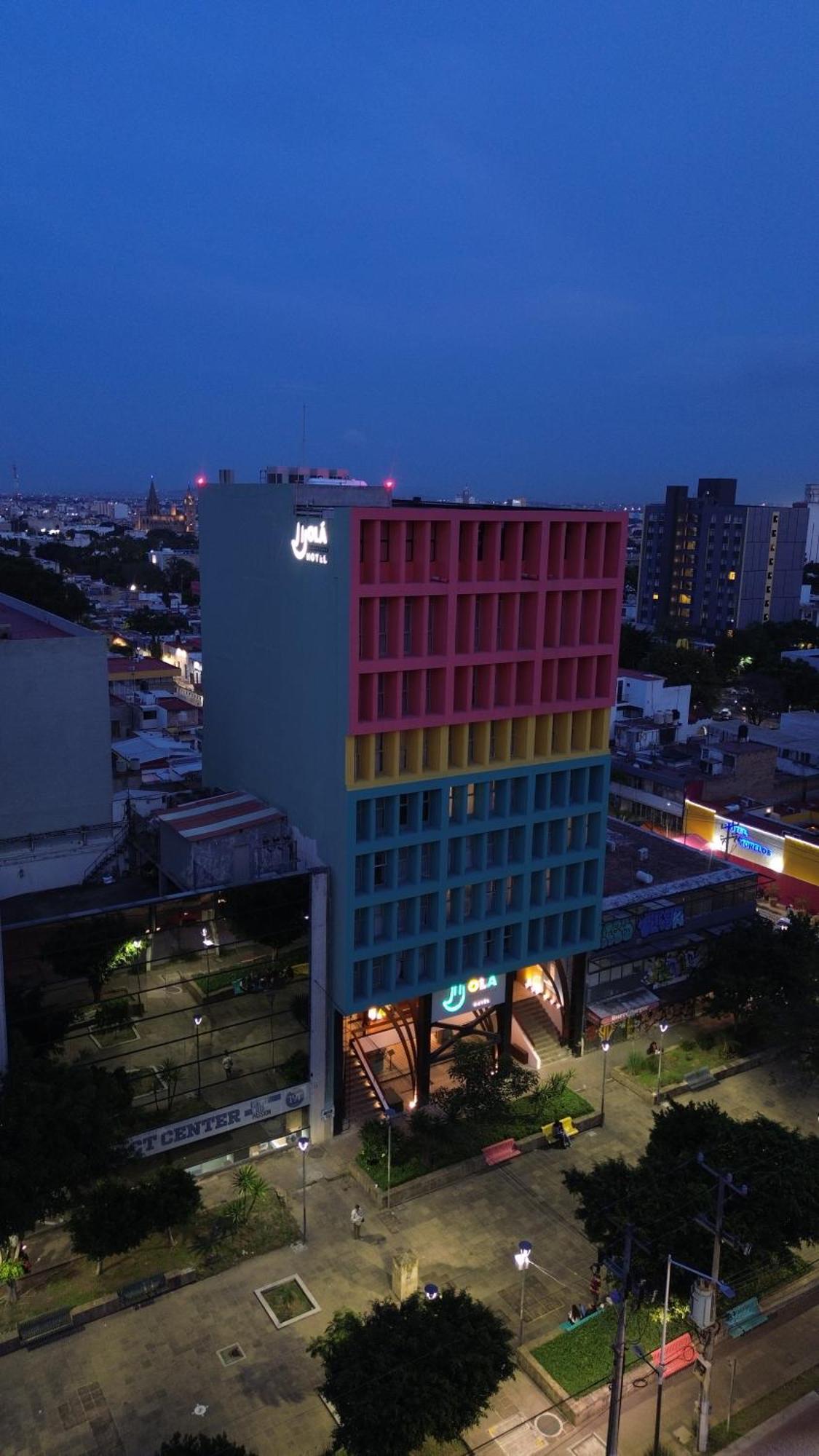 Hotel Ola Chapultepec غوادالاجارا المظهر الخارجي الصورة